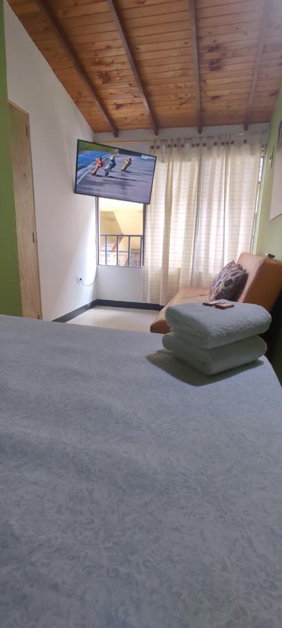 La Casona Hostel Guatapé Zewnętrze zdjęcie